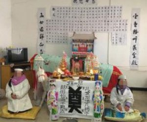 头七祭祀礼仪：供饭碗筷摆放图解及三倍数祭品数量展示