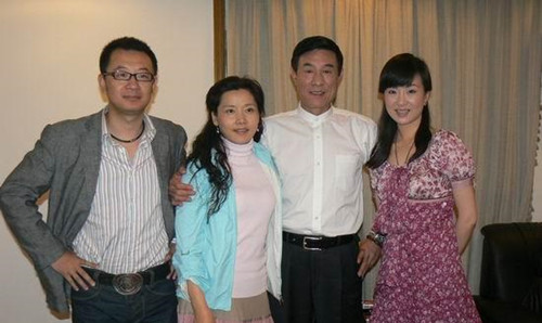 杜淳母亲杨丽照片大曝光 杜志国前妻杨丽与杜复婚又离婚
